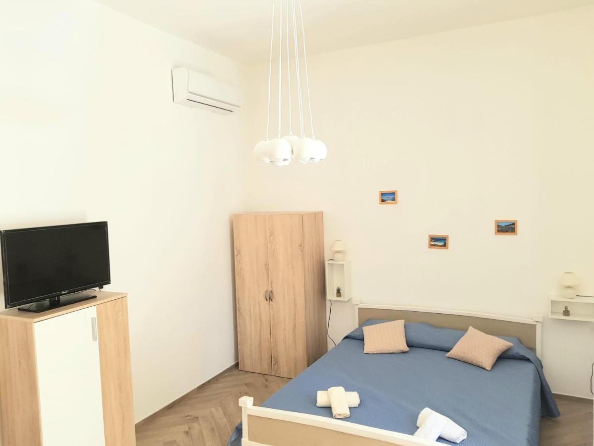 Casa Di Giu Porto Torres Exterior foto